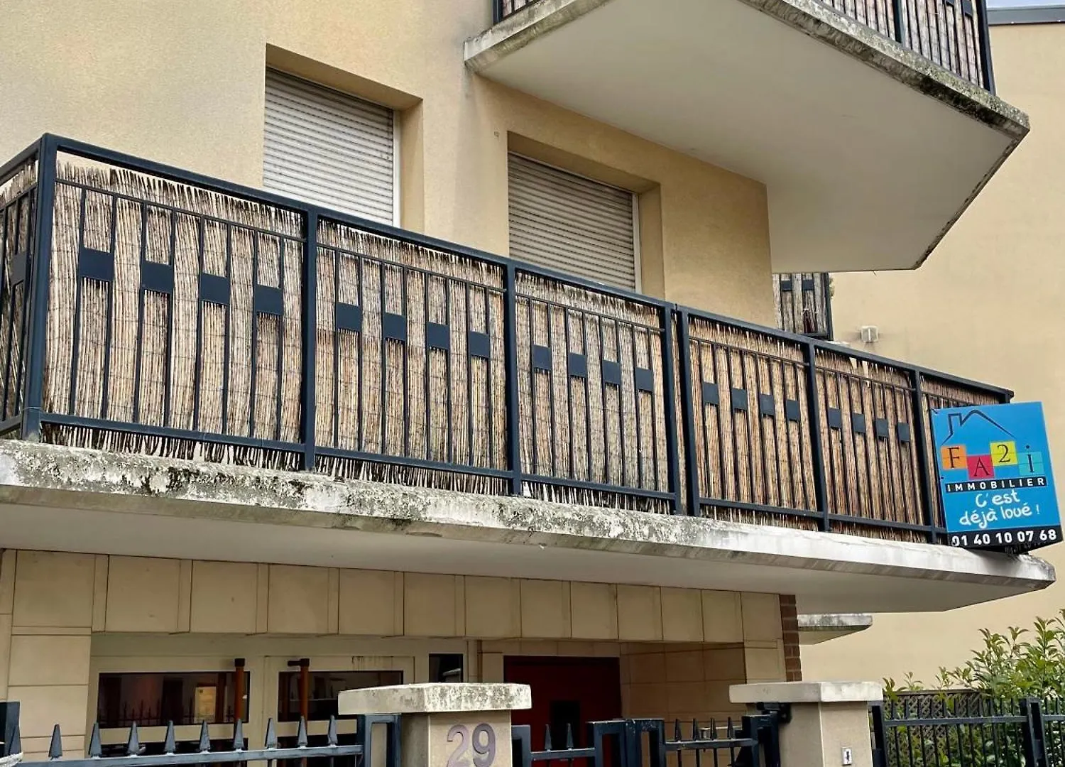 Appartement Charmant 2P Terrasse Paris Pres Sites Jo, Dont 3 En Metro Direct Free Wifi Frankrijk